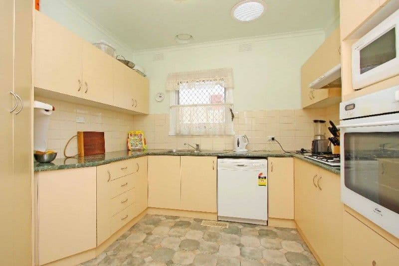 15 Stymie Street, KINGSBURY VIC 3083, Kingsbury - Thumbnail 3
