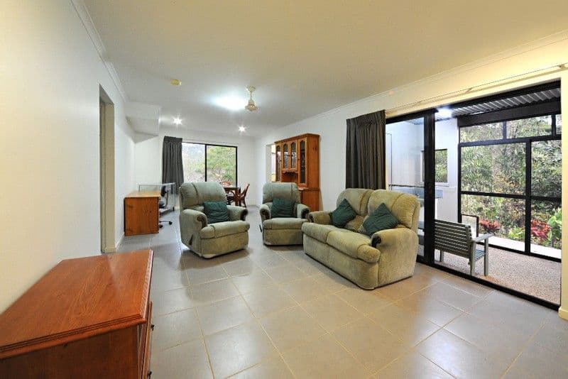 8 Curlew Court, JUBILEE POCKET QLD 4802, Jubilee Pocket - Thumbnail 5