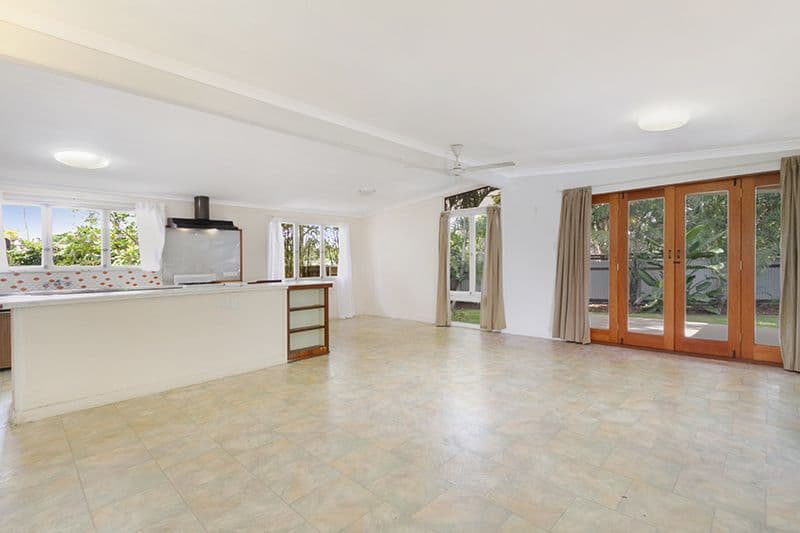 229 Oxley Road, GRACEVILLE QLD 4075, Graceville - Thumbnail 3