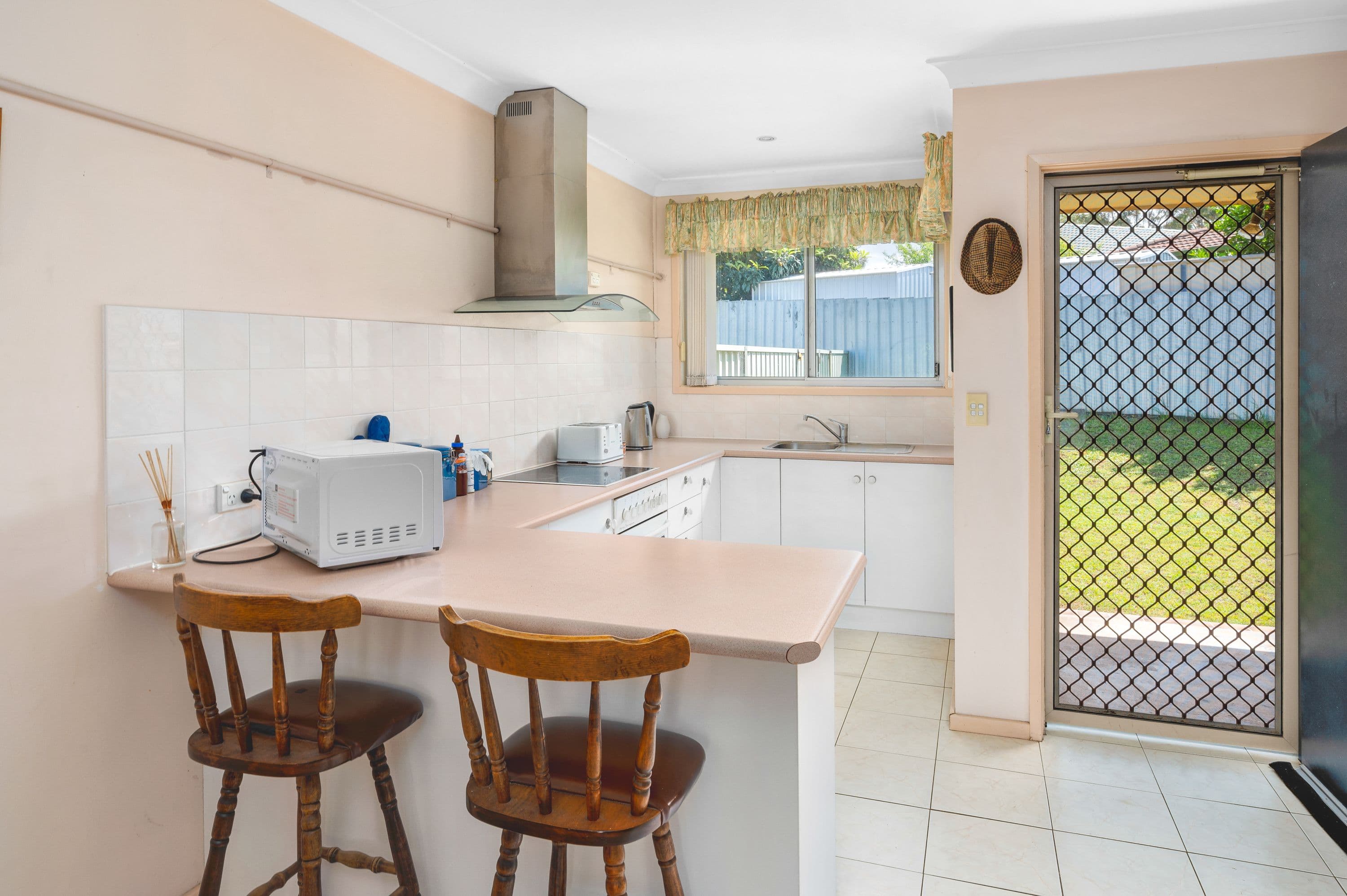 1/10 Townhead Crescent, Singleton NSW 2330, Singleton - Thumbnail 2