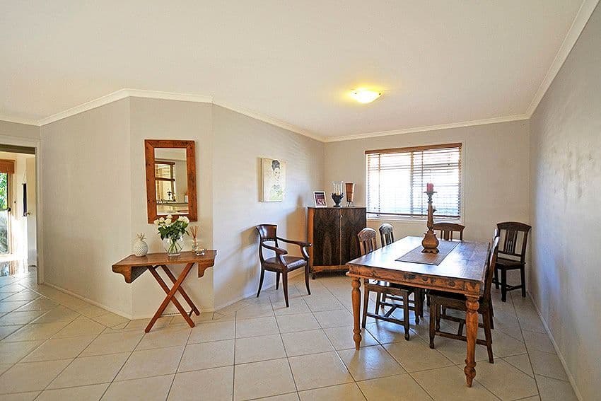 25 Stockman Crescent, Mudgeeraba QLD 4213, Mudgeeraba - Thumbnail 4