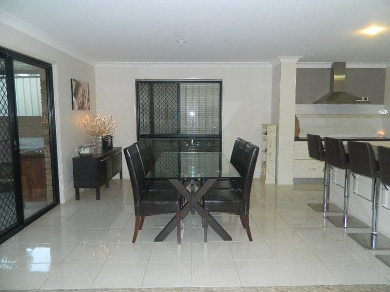 71 Lloyd Bird Crescent, Springfield Lakes - Thumbnail 6