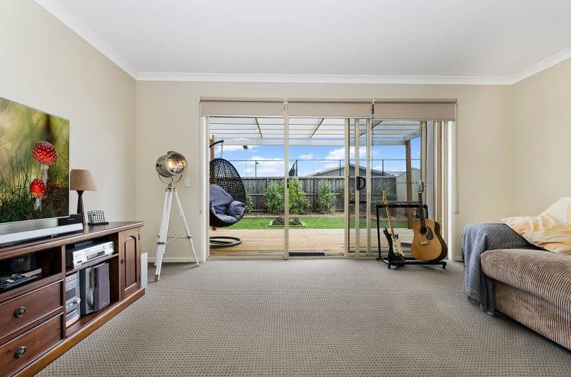 13 Cabernet Court, Bannockburn VIC 3331, Bannockburn - Thumbnail 2