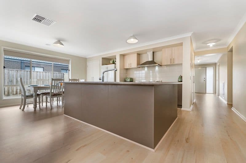 13 Cabernet Court, Bannockburn VIC 3331, Bannockburn - Thumbnail 5