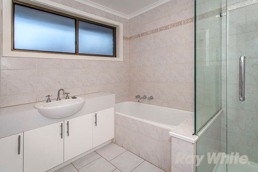 50 Knights Drive, Glen Waverley VIC 3150, Glen Waverley - Thumbnail 7