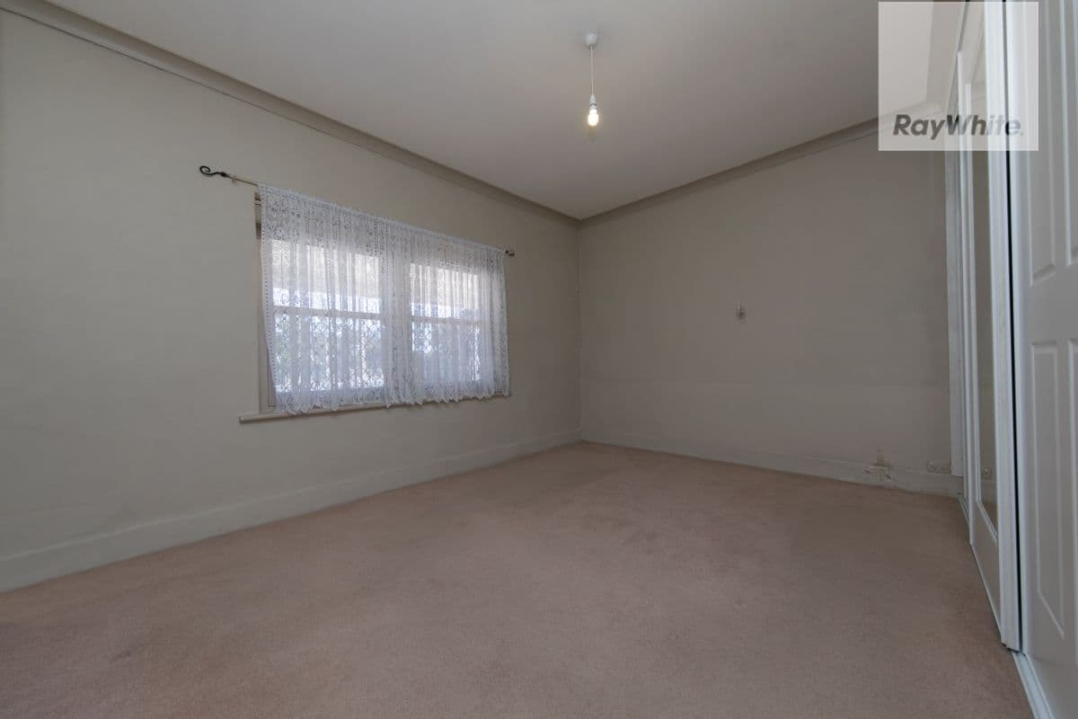 52 Seventh Street, Gawler South SA 5118, Gawler South - Thumbnail 5