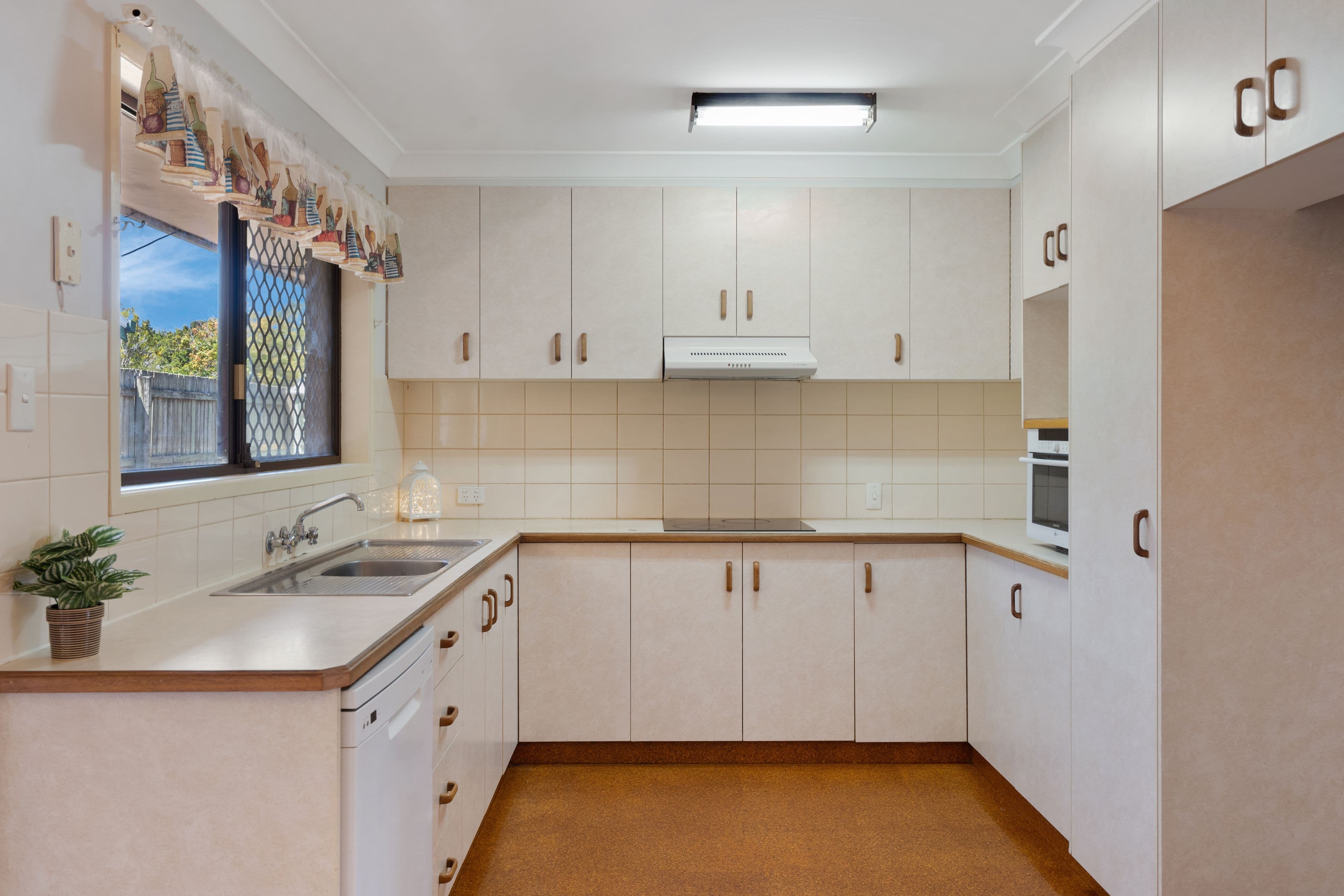 84 Ervatamia Street, Runcorn QLD 4113, Runcorn - Thumbnail 4
