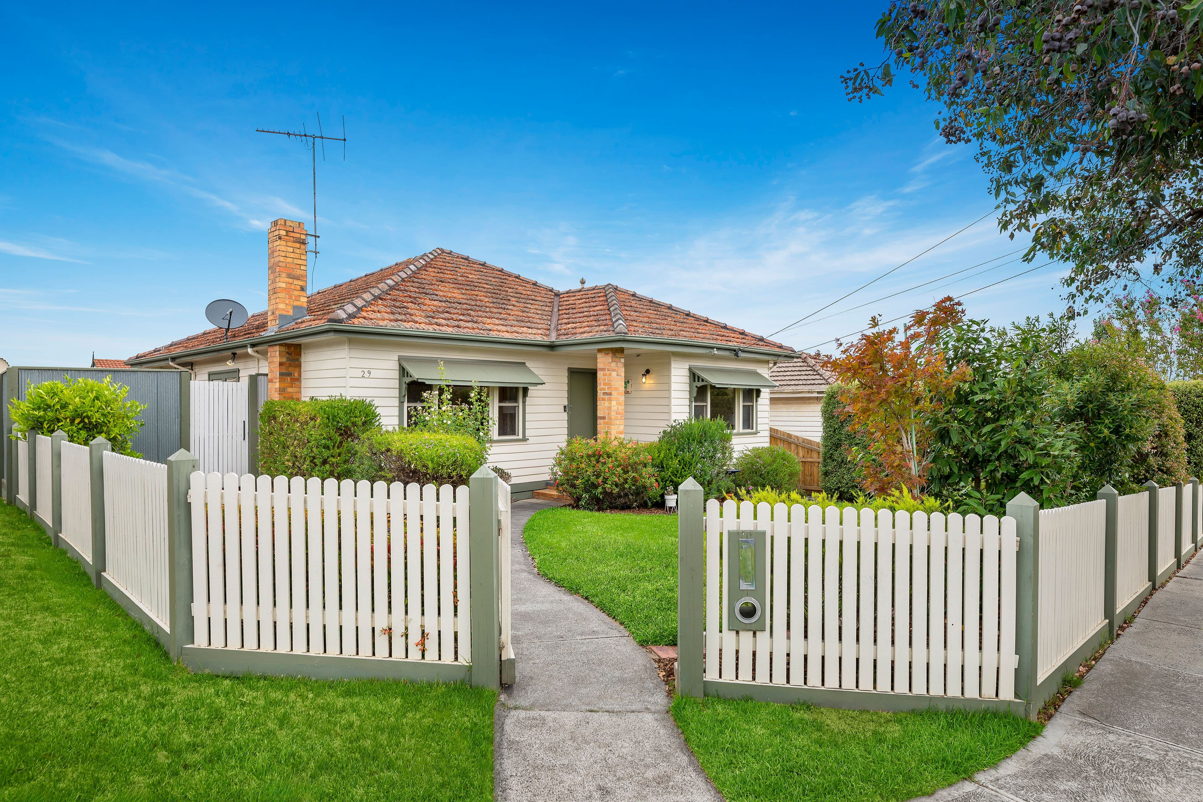 29 May Street, Macleod VIC 3085, Macleod - Thumbnail 2