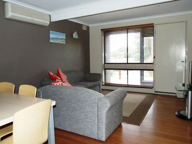8 Seesburg Street, CAPE WOOLAMAI VIC 3925, Cape Woolamai - Thumbnail 4