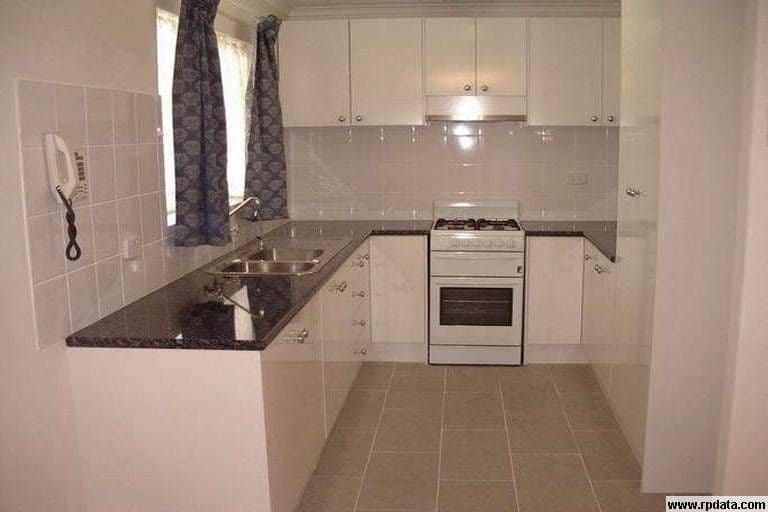 71 Brisbane Road, Bundamba, QLD, 4304, Bundamba - Thumbnail 3