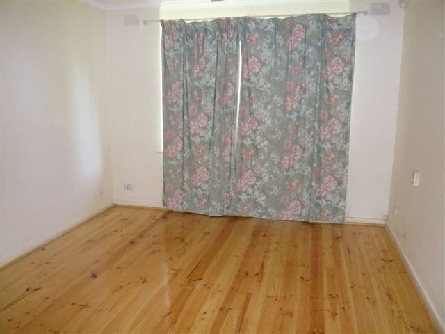 71 Brisbane Road, Bundamba, QLD, 4304, Bundamba - Thumbnail 5