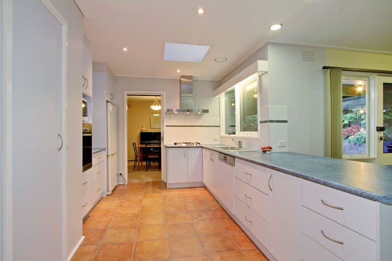 63 JESMOND Road, CROYDON VIC 3136, Croydon - Thumbnail 2