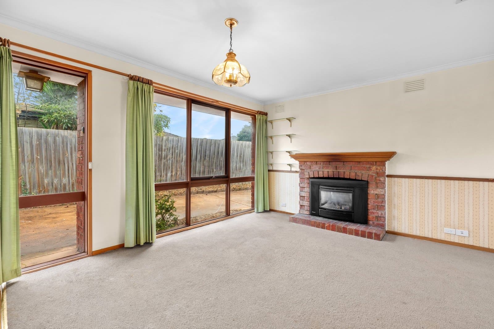 136 Welcome Road, Diggers Rest - Thumbnail 2