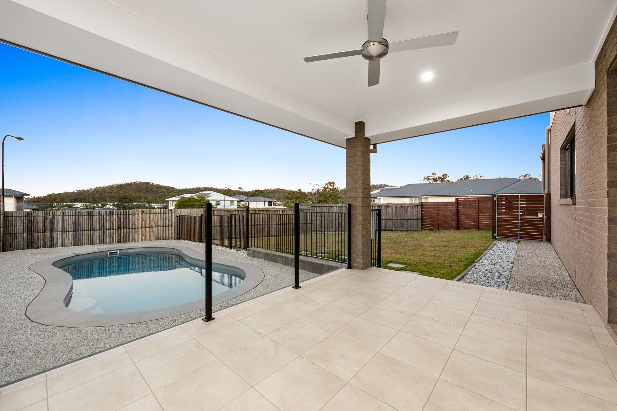1 Cascade Place, Upper Kedron QLD 4055, Upper Kedron - Thumbnail 4