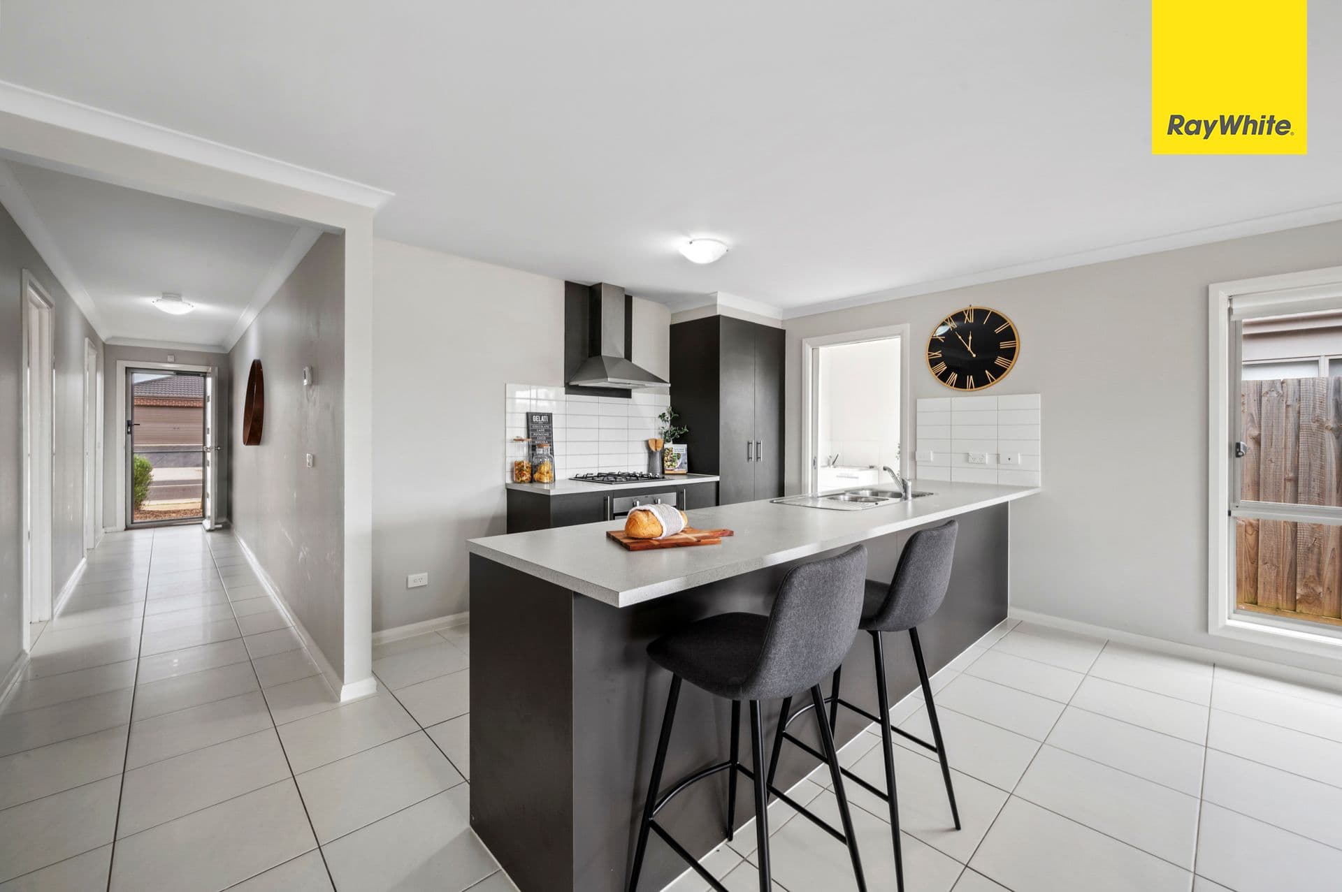 3 Gillespie Drive, WEIR VIEWS VIC 3338, Weir Views - Thumbnail 2