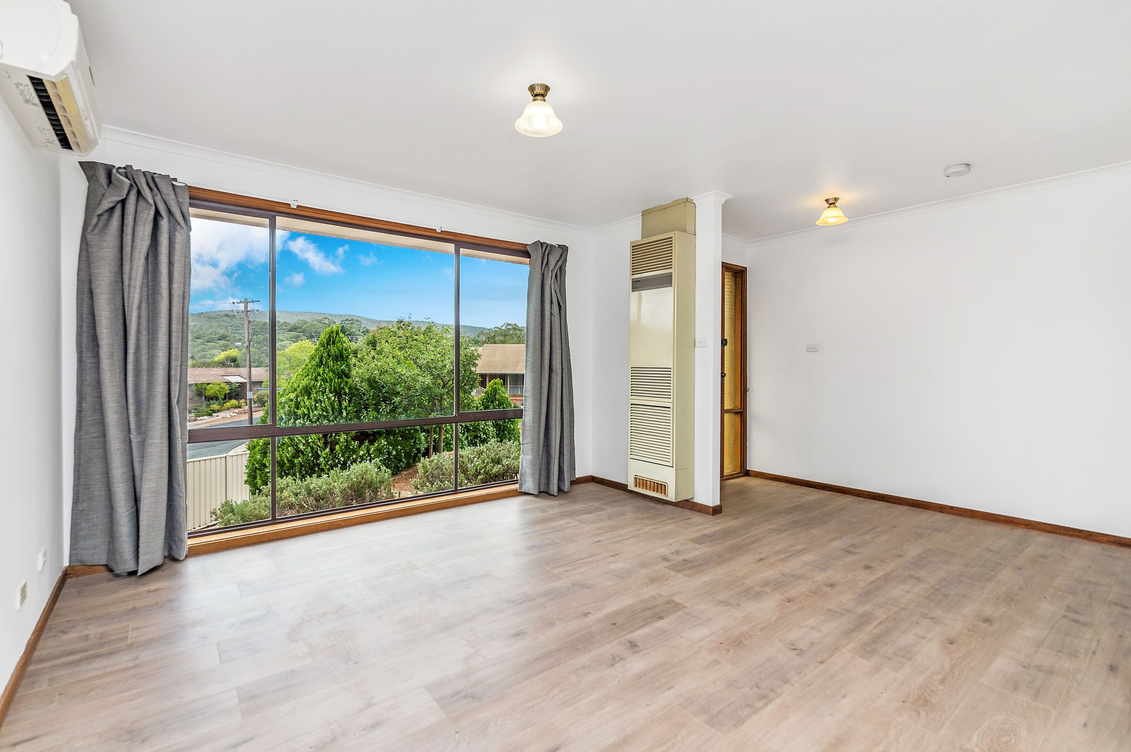 4 Swan Place, Queanbeyan NSW 2620, Queanbeyan - Thumbnail 3
