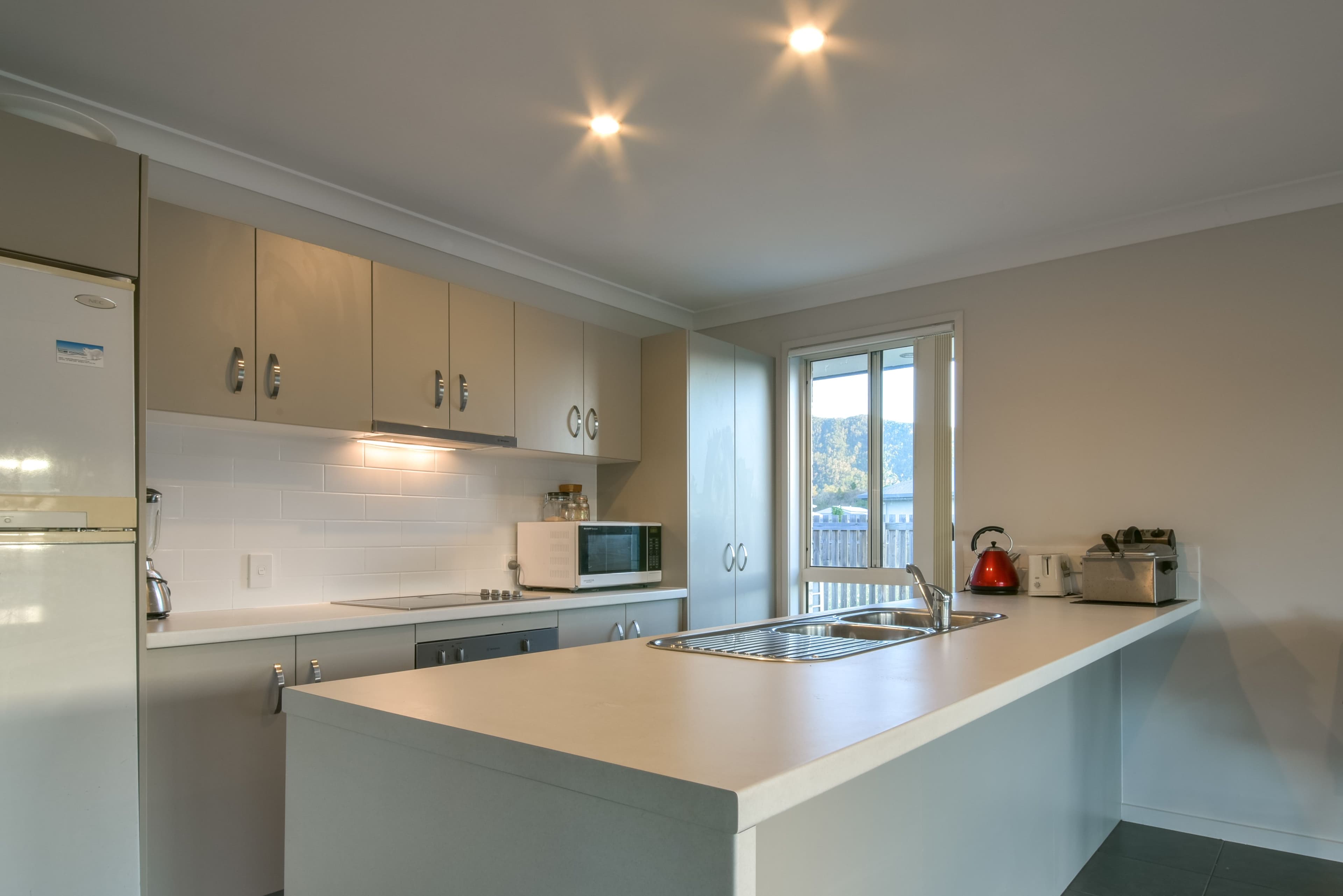 66 South Molle Boulevard, Cannonvale QLD 4802, Cannonvale - Thumbnail 2