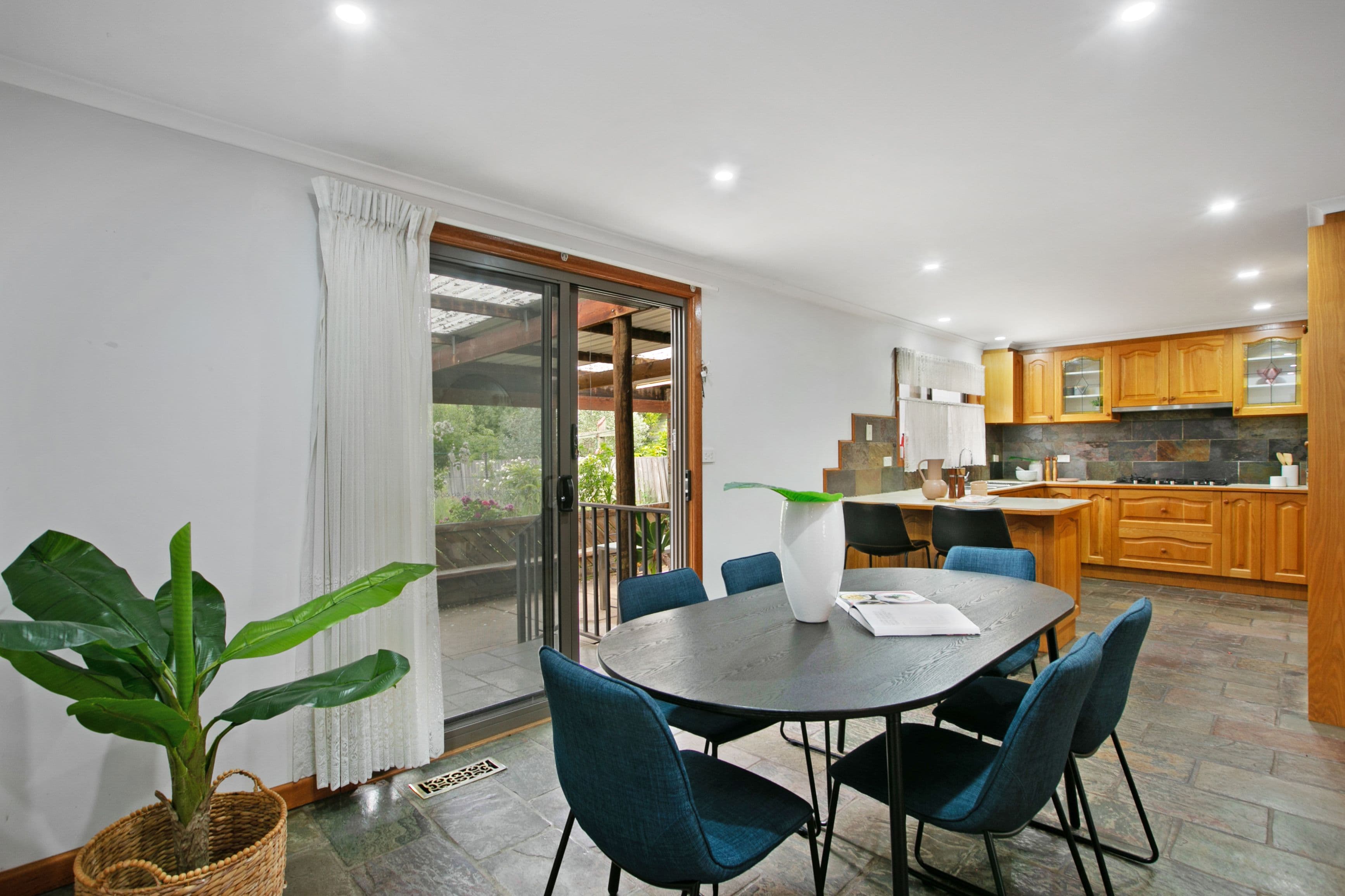 28 Goulburn Avenue, Reservoir VIC 3073, Reservoir - Thumbnail 7
