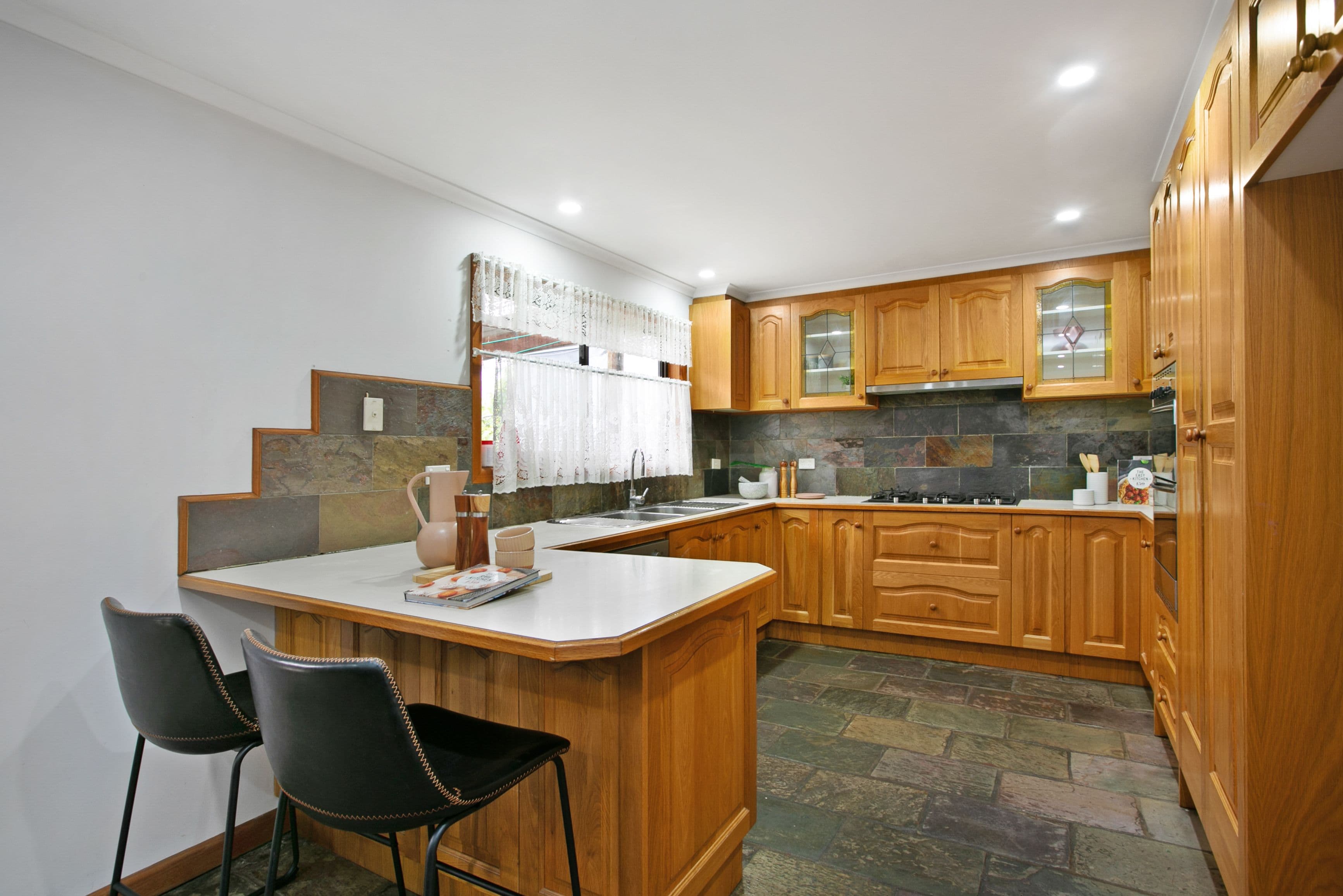 28 Goulburn Avenue, Reservoir VIC 3073, Reservoir - Thumbnail 8