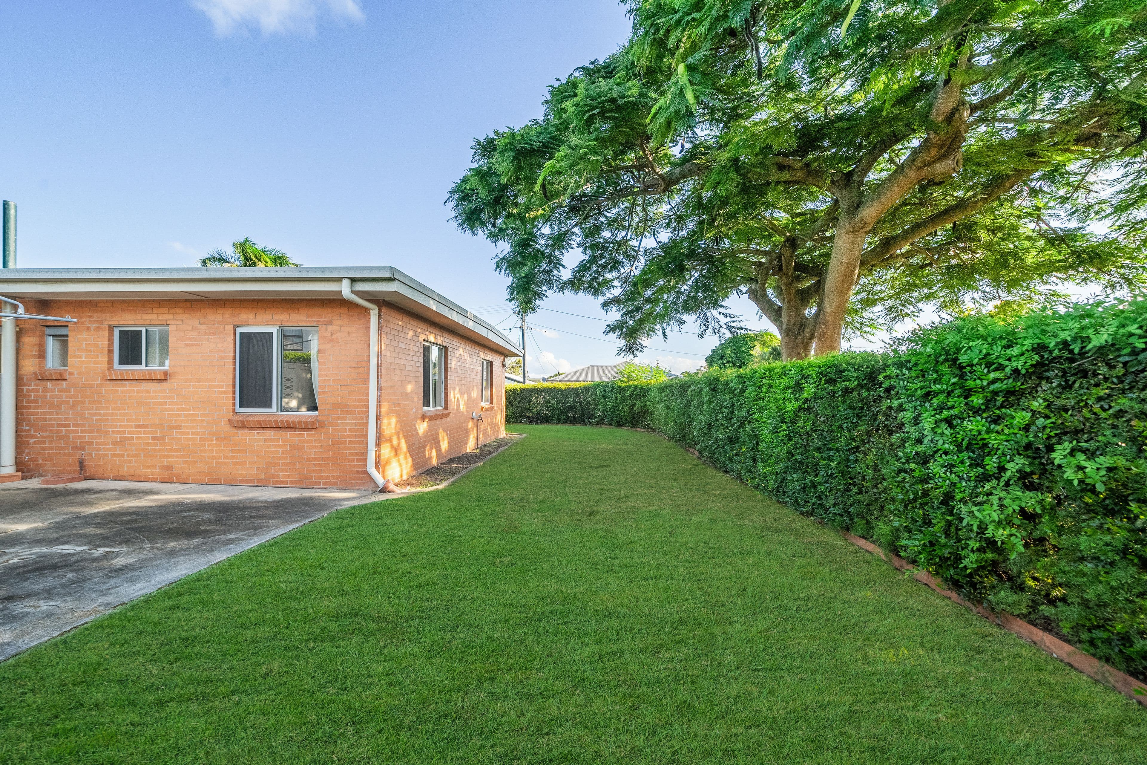 6 Rotary Crescent, Redcliffe QLD 4020, Redcliffe - Thumbnail 2