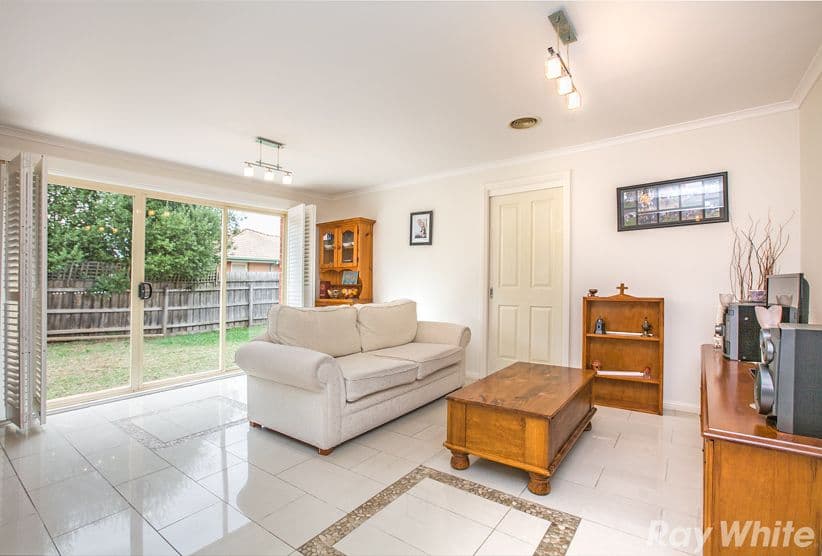 6 Romina Way, South Morang VIC 3752, South Morang - Thumbnail 3