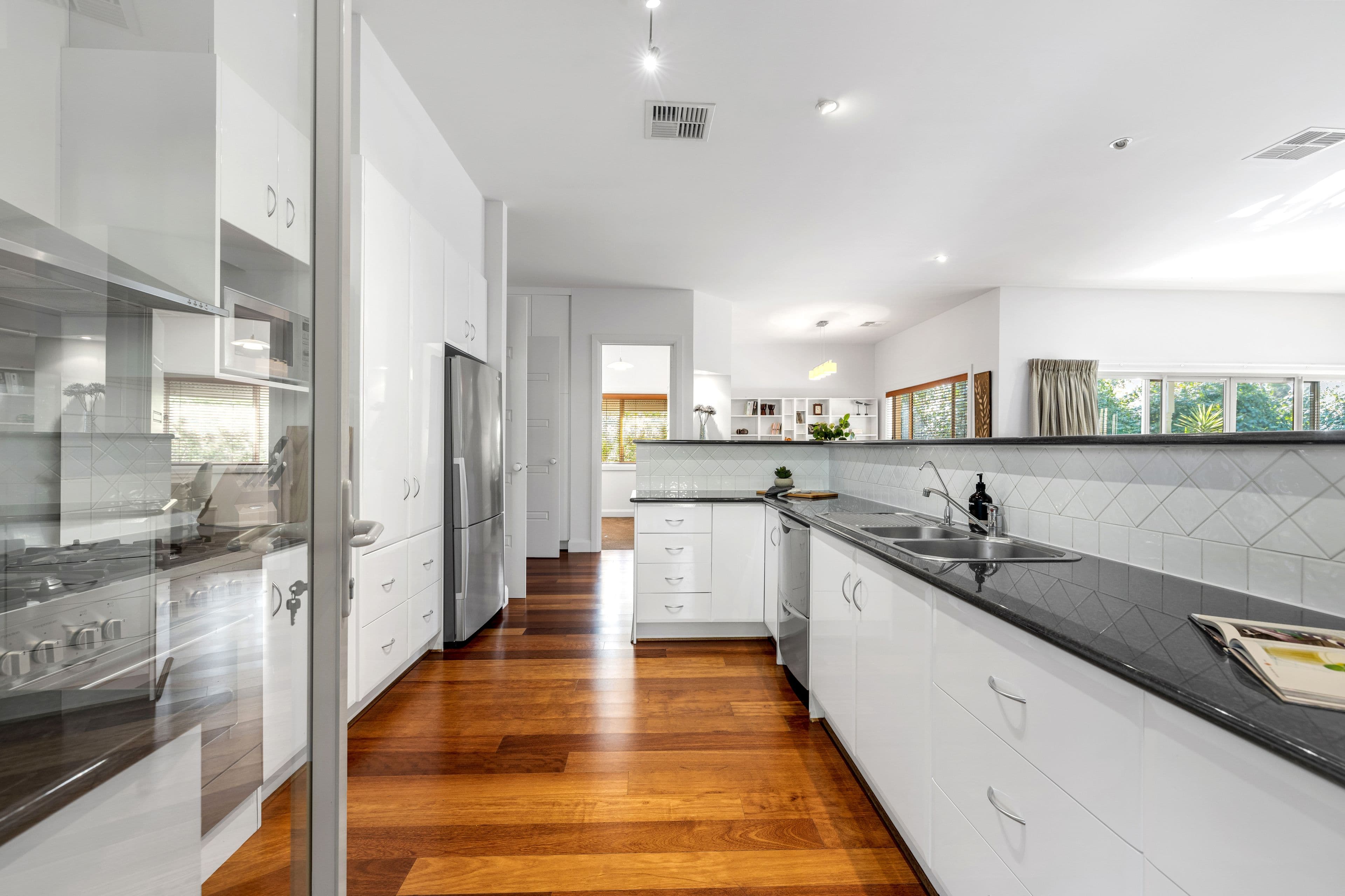 48 Doncaster Drive, Warwick - Thumbnail 7