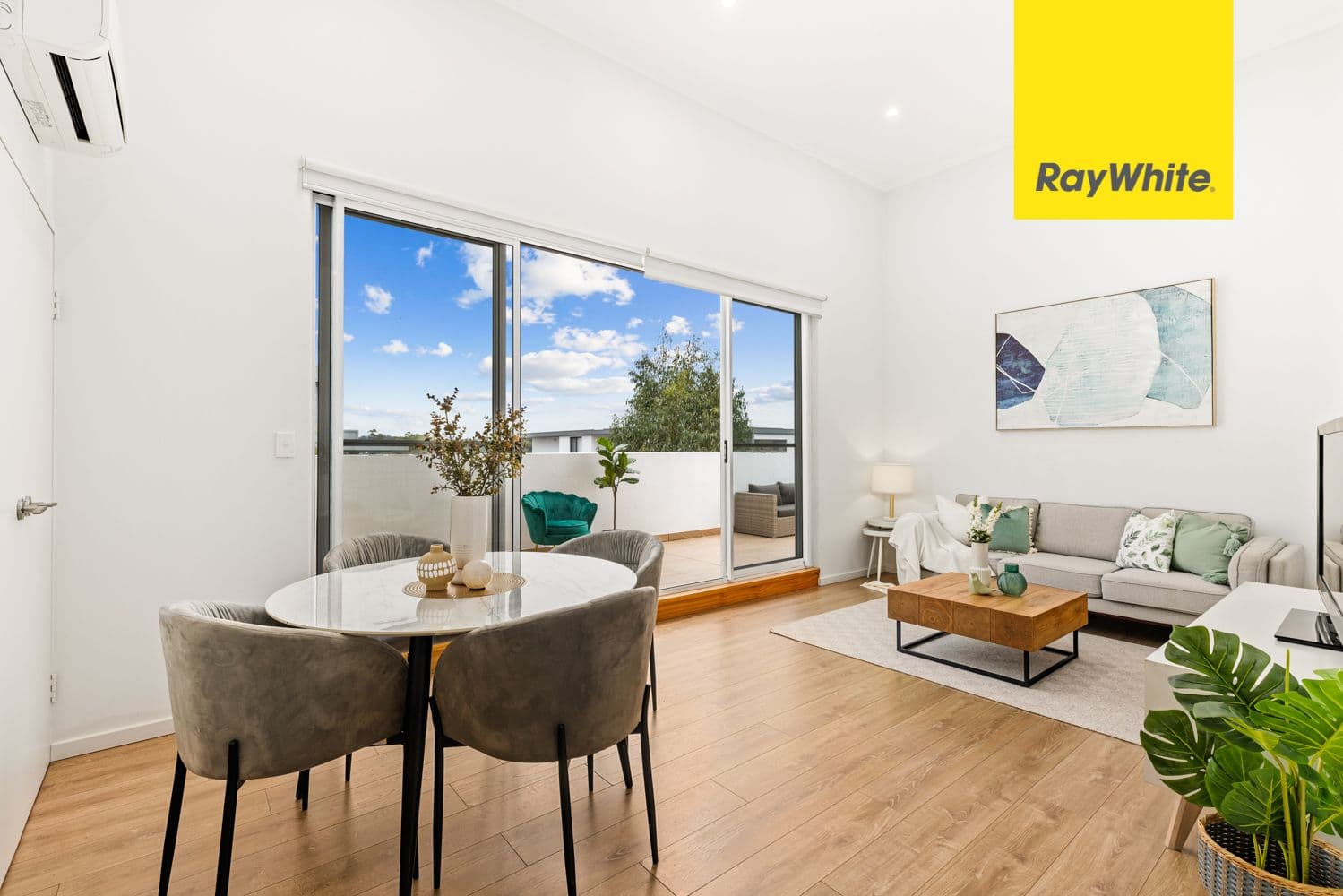 18 Carlingford Road, Epping NSW 2121, Epping - Thumbnail 2