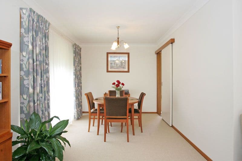 8 Rawsthorne Court, BATEAU BAY NSW 2261, Bateau Bay - Thumbnail 3