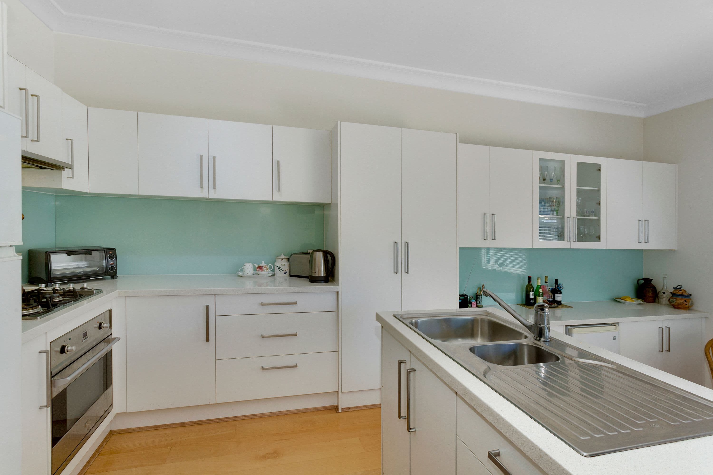 208/1-2 Tarni Court, New Port - Thumbnail 6