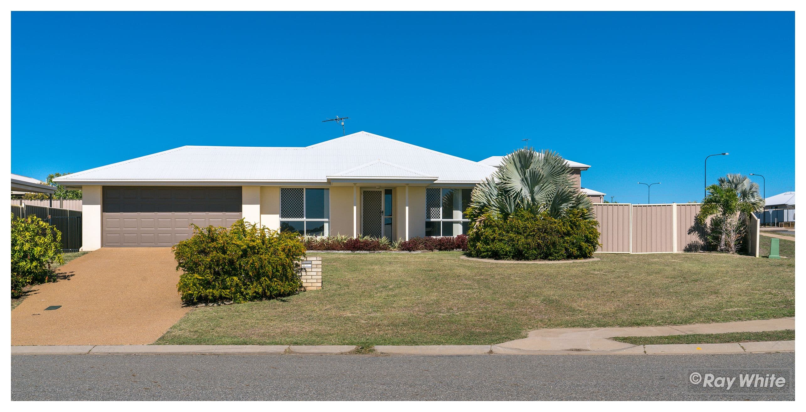 37 Doongarra Crescent, Gracemere QLD 4702, Gracemere - Thumbnail 2