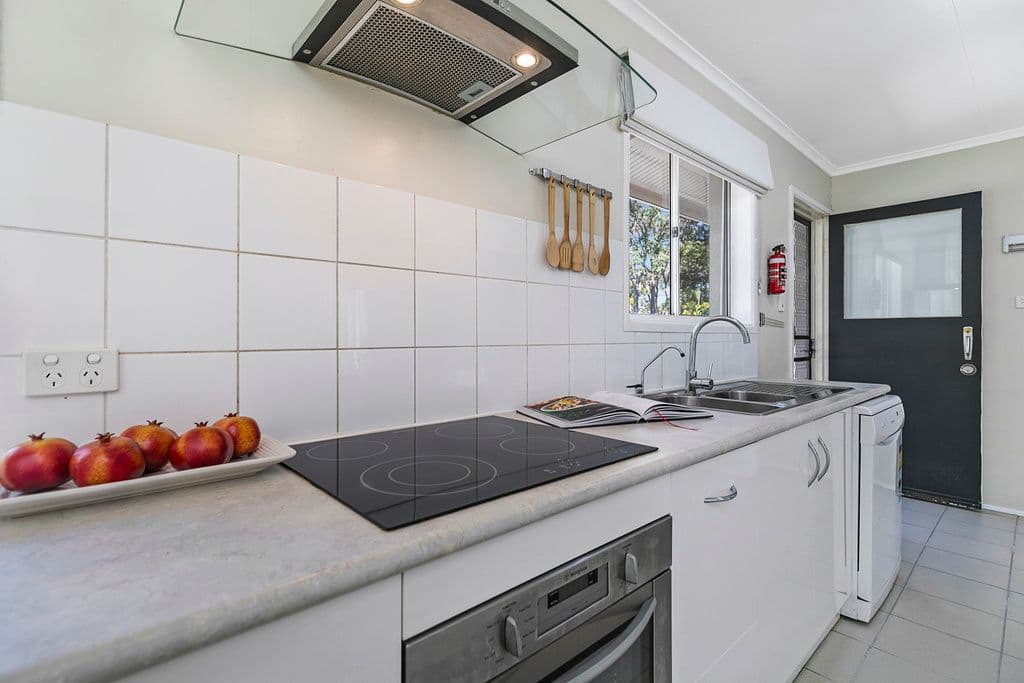 37 Barham Street, Coopers Plains QLD 4108, Coopers Plains - Thumbnail 5