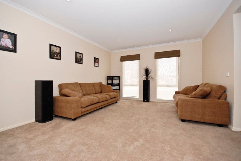 18 Wotan Court, LILYDALE VIC 3140, Lilydale - Thumbnail 2