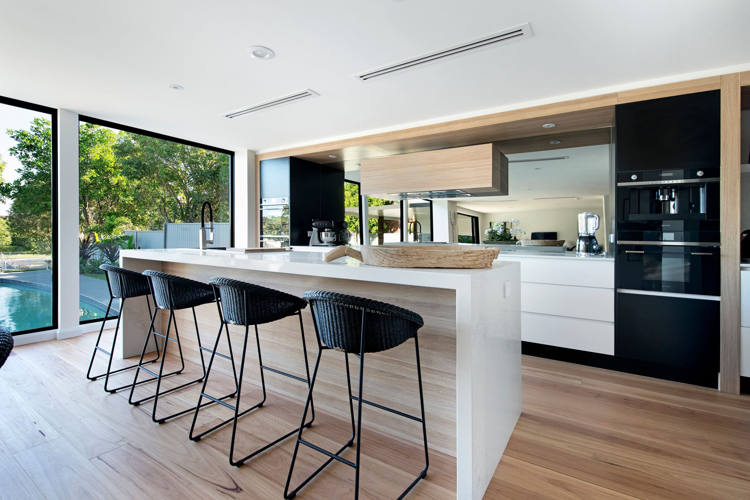 5 Moola Court, Broadbeach Waters QLD 4218, Broadbeach Waters - Image 1