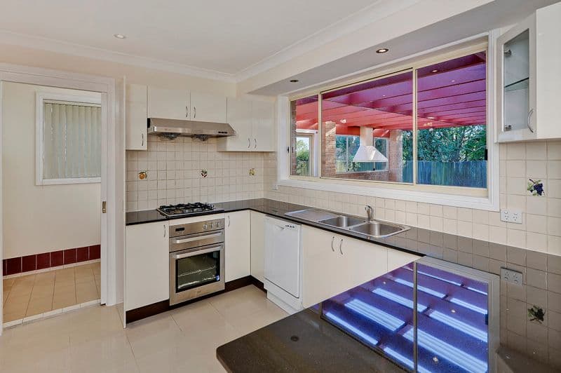 3 Scribbly Gum Close, HORNSBY HEIGHTS NSW 2077, Hornsby Heights - Thumbnail 3