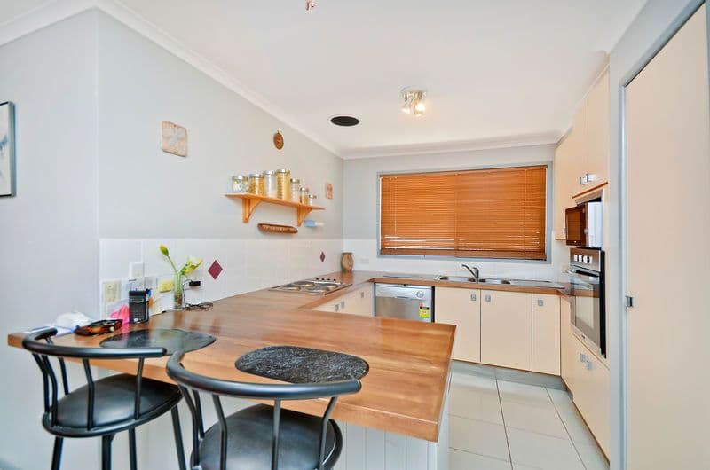 68 Ironbark Street, ELANORA QLD 4221, Elanora - Thumbnail 3