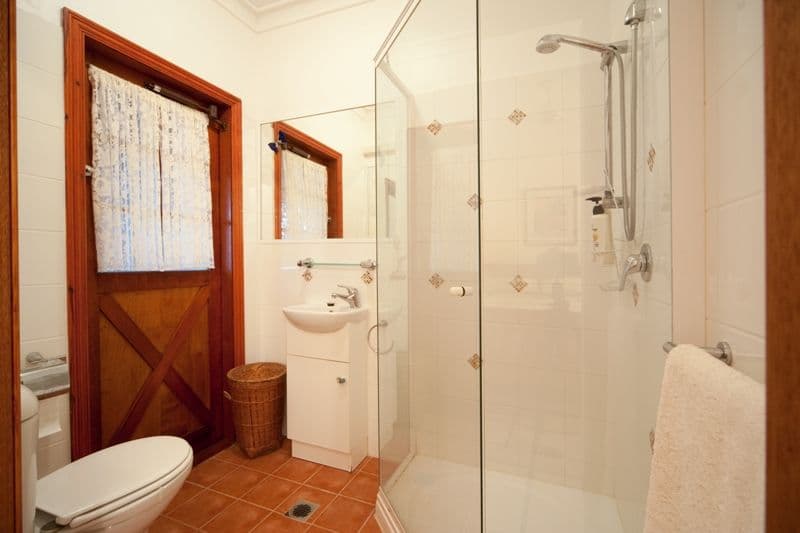 31A Manooka Drive, CANNONVALE QLD 4802, Cannonvale - Thumbnail 8