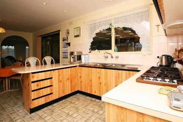 29 Kurung Drive, KINGS PARK VIC 3021, Kings Park - Thumbnail 3
