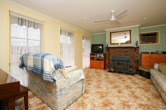 29 Kurung Drive, KINGS PARK VIC 3021, Kings Park - Thumbnail 6