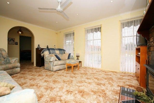 29 Kurung Drive, KINGS PARK VIC 3021, Kings Park - Thumbnail 7