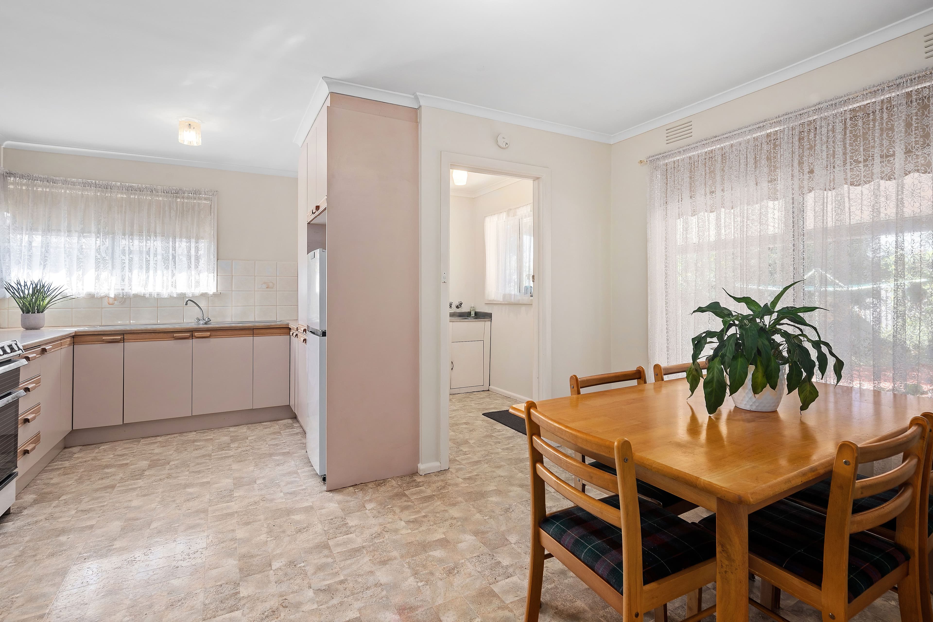 45 Valentine Avenue, Thomastown VIC 3074, Thomastown - Thumbnail 5