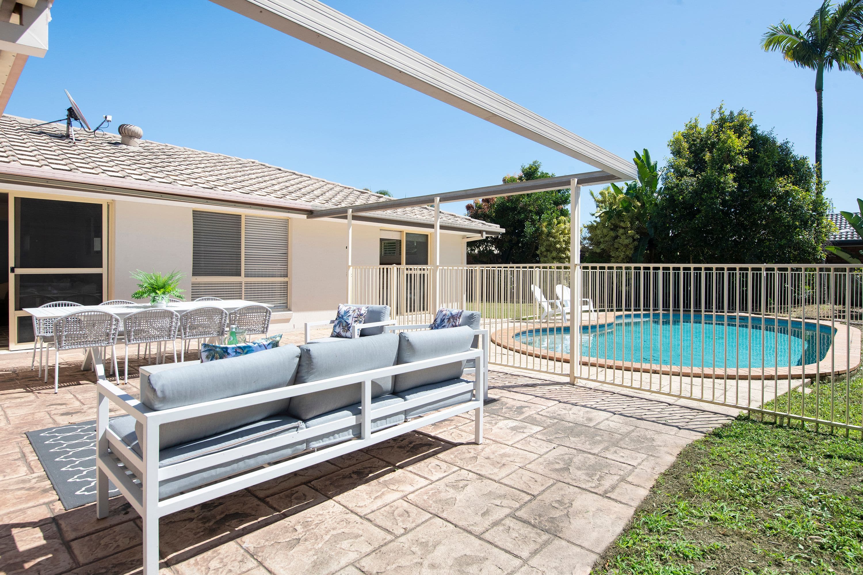 40 Camberwell Circuit, Robina QLD 4226, Robina - Thumbnail 3