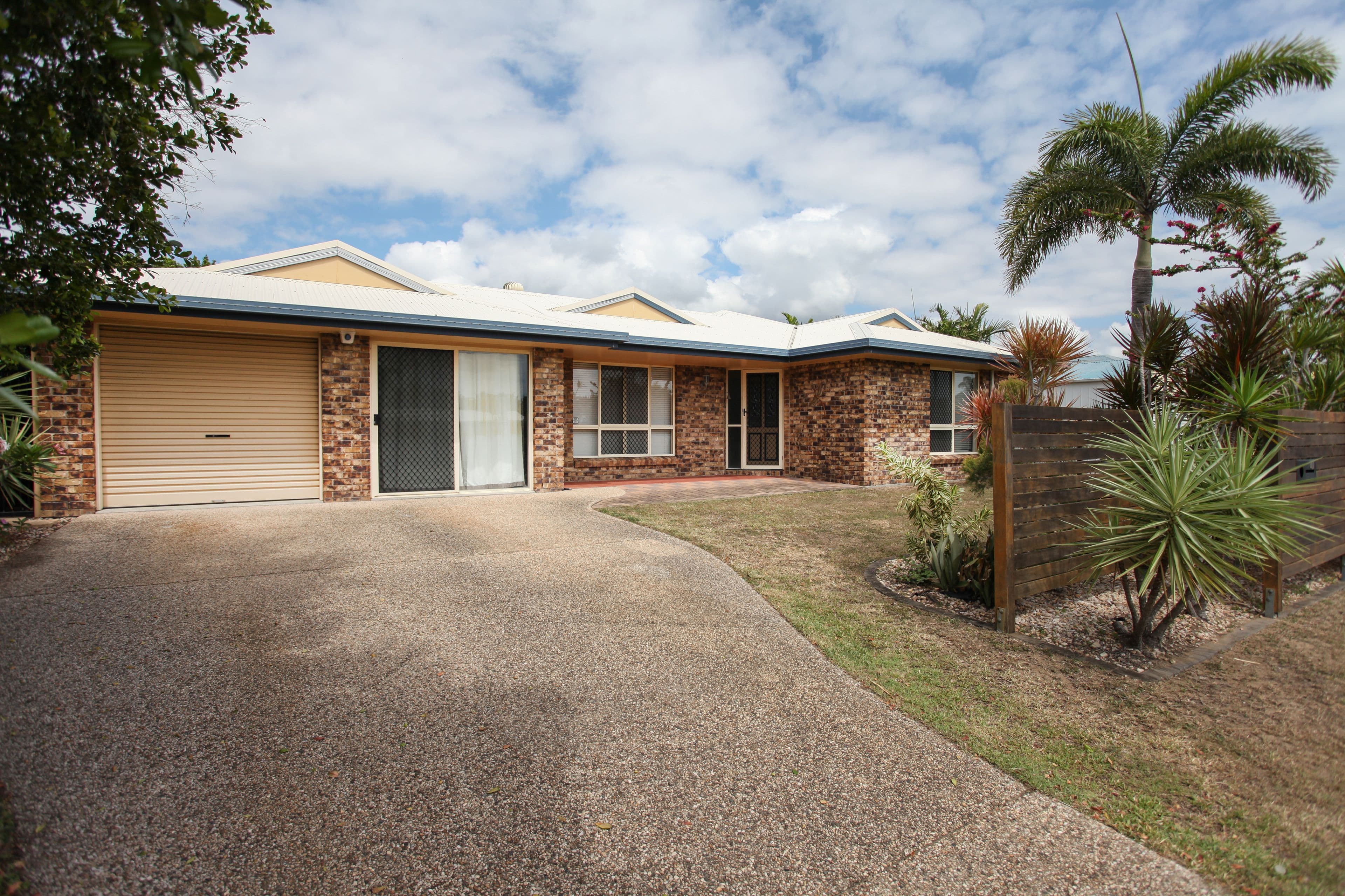 40 Amhurst Street, Slade Point QLD 4740, Slade Point - Thumbnail 2