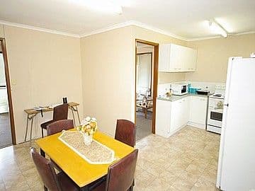 4 Dargie Avenue, COLLINGWOOD PARK QLD 4301, Collingwood Park - Thumbnail 5