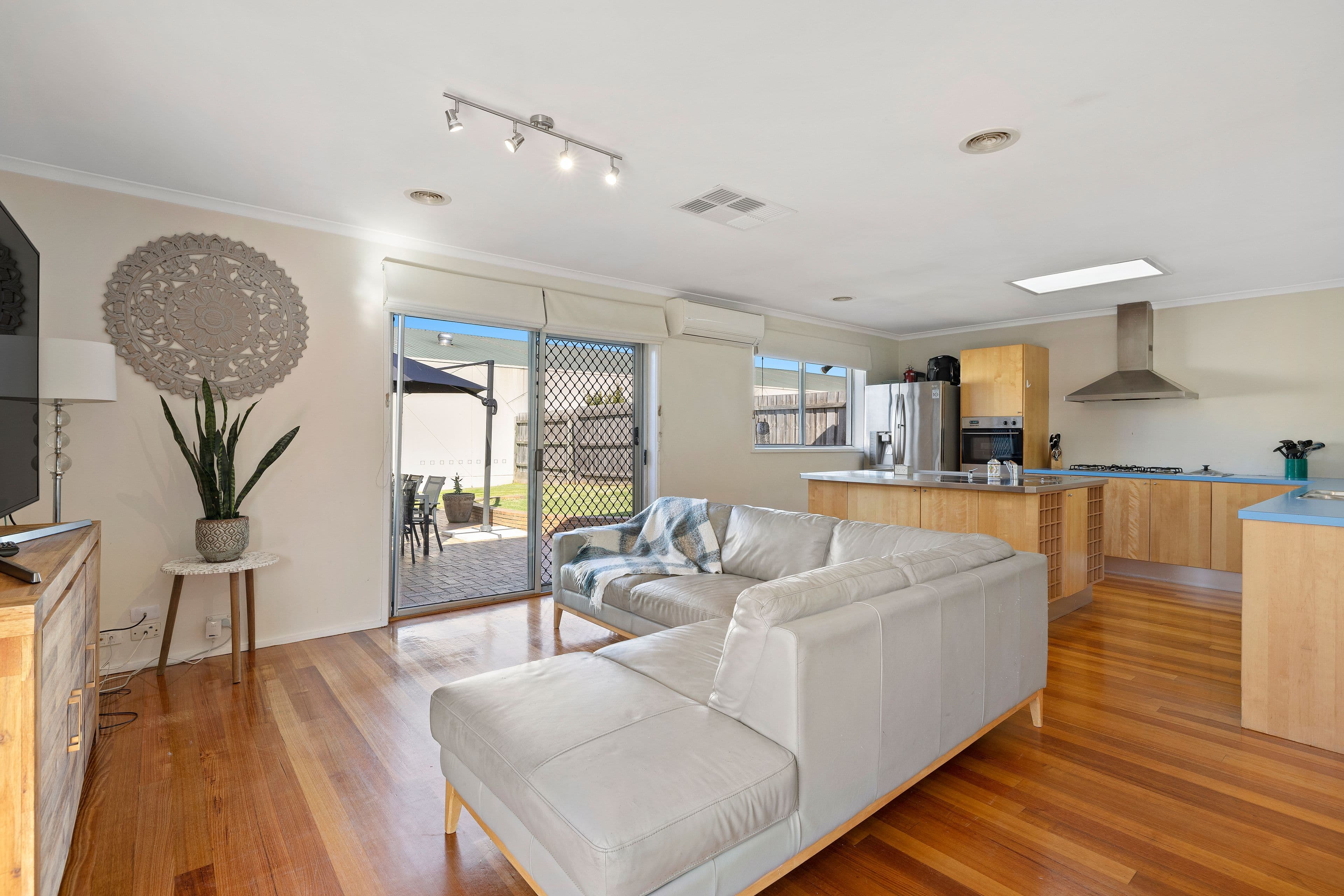 56 Snowdon Drive, Cheltenham VIC 3192, Cheltenham - Thumbnail 7