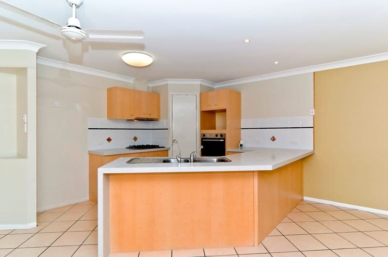 9 Primrose Place, LITTLE MOUNTAIN QLD 4551, Little Mountain - Thumbnail 4