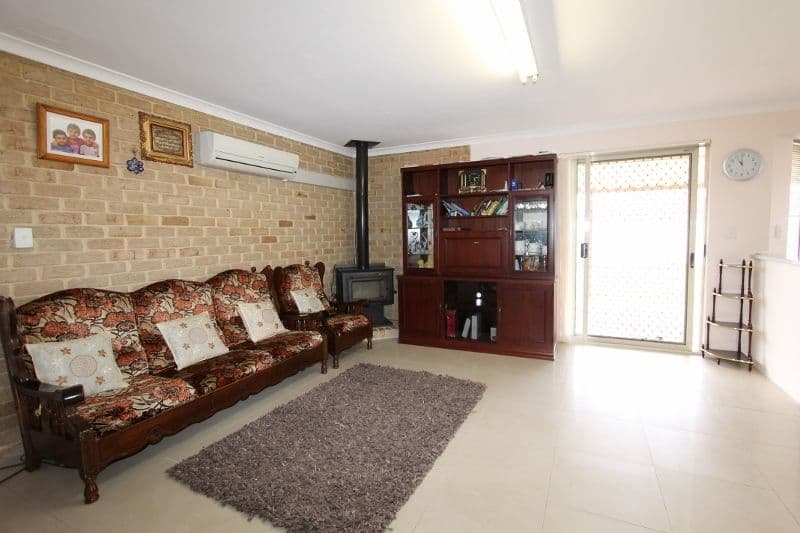 45 Gilroyd Loop, BALLAJURA WA 6066, Ballajura - Thumbnail 4