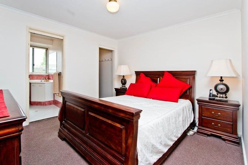4 Minya Court, Modbury North SA 5092, Modbury North - Thumbnail 4