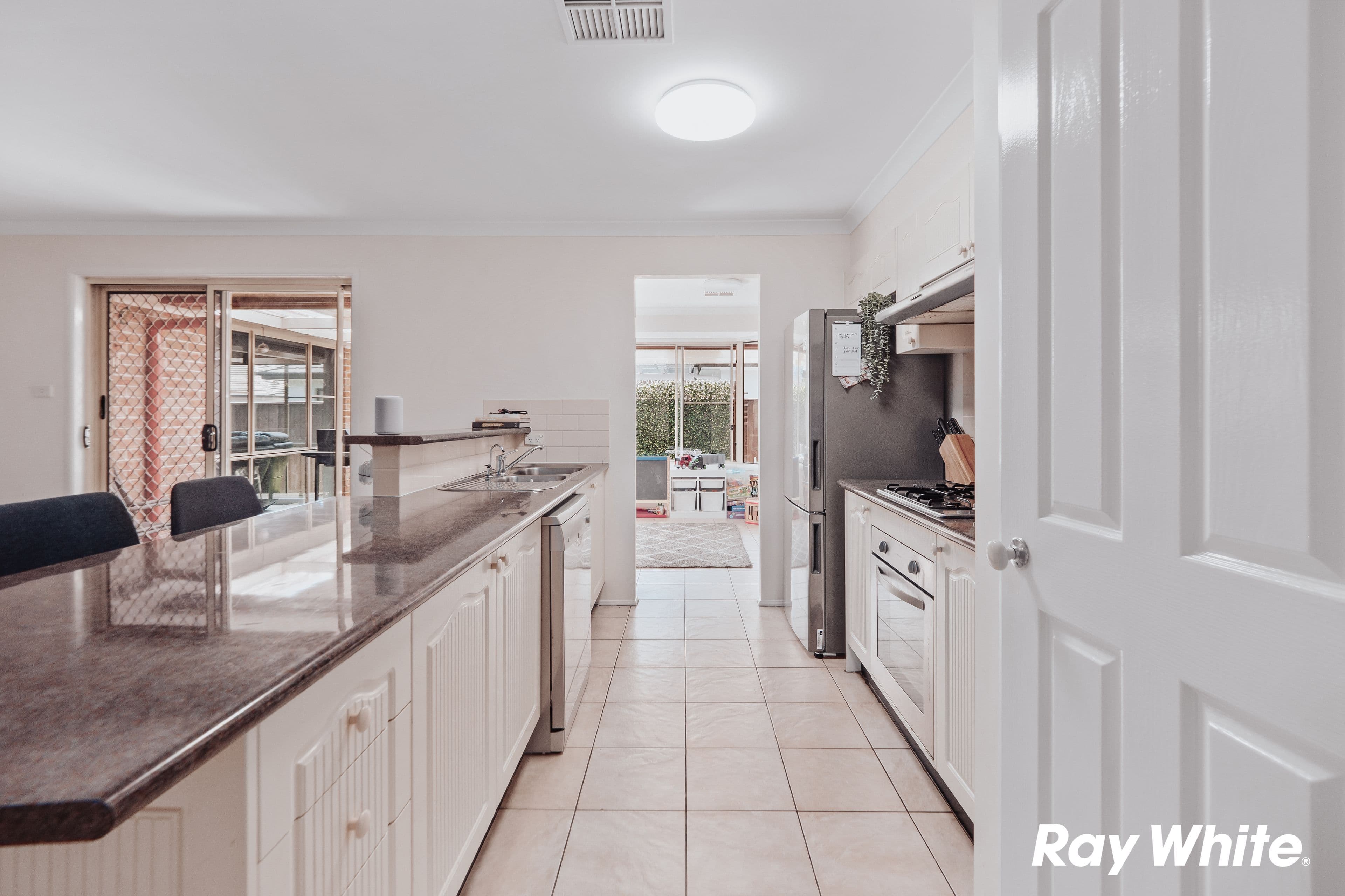 20 Fairway Street, Parklea NSW 2768, Parklea - Thumbnail 4