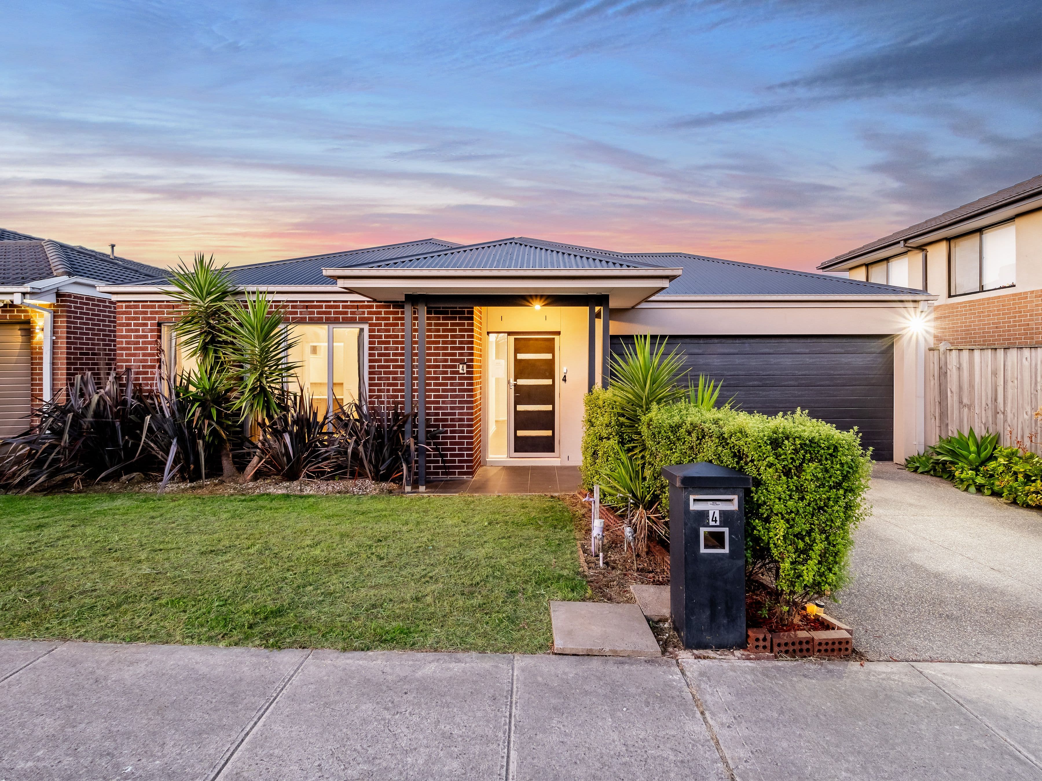 4 Pamplona Way, Clyde North VIC 3978, Clyde North - Image 1
