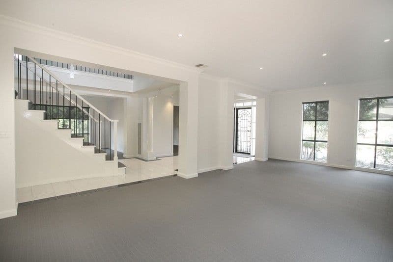 33 Claremont Way, LYSTERFIELD VIC 3156, Lysterfield - Thumbnail 2